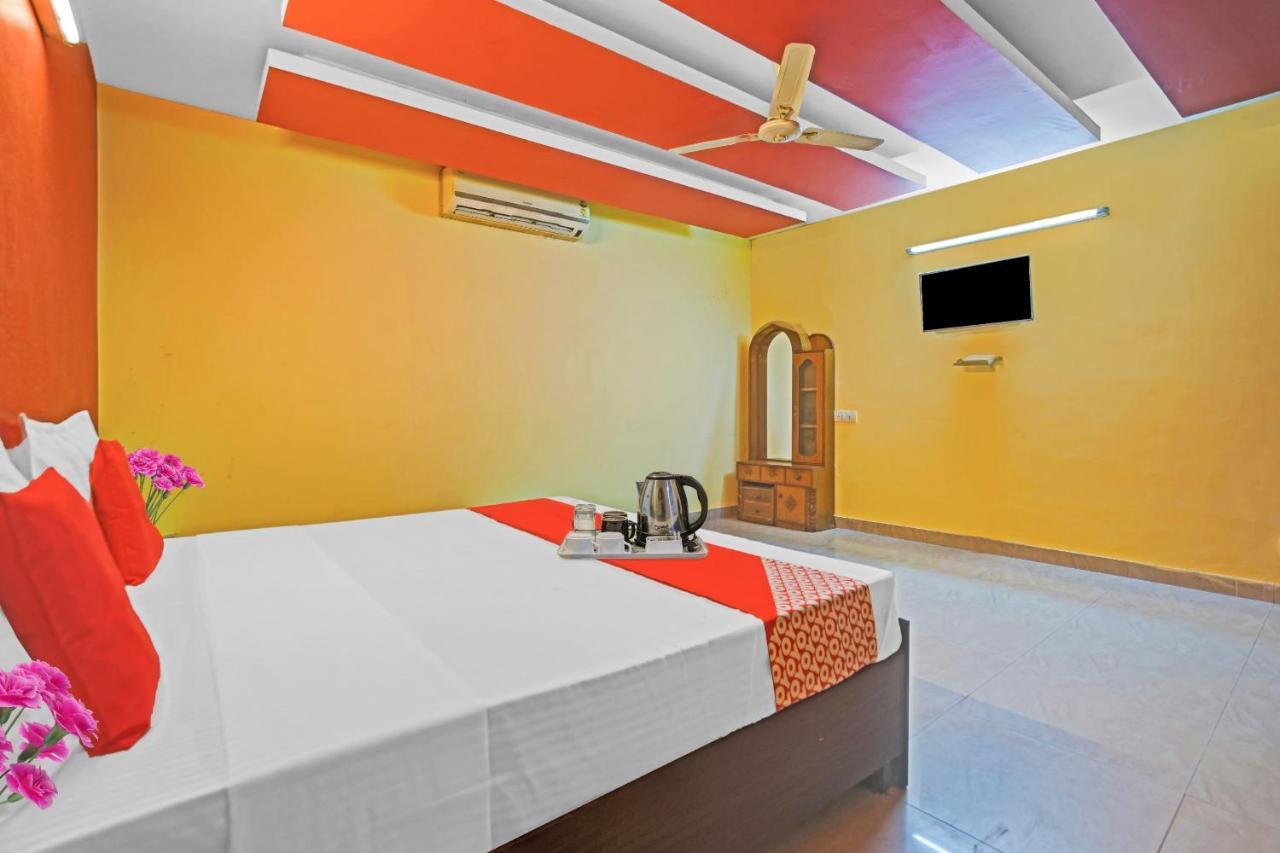 Oyo 87701 Lucky Farm Hotell Shāhpur Eksteriør bilde